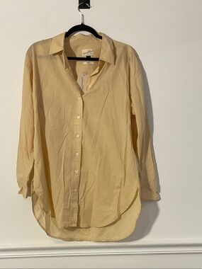 Universal Thread Pale Yellow Button-Up Shirt